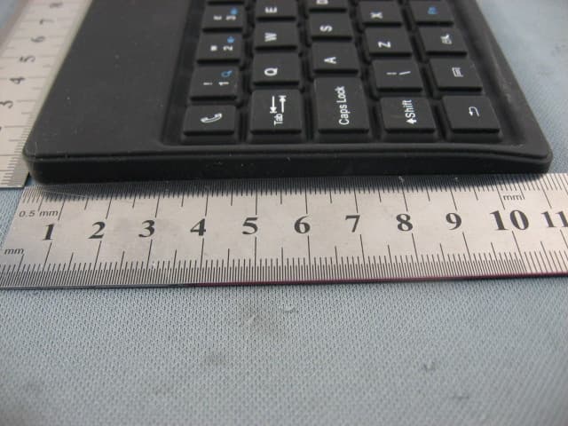 Silicon Bluetooth Keyboard - FCC ID XJ4KB6121 - HUIZHOU CHINFAI ELECTRONIC CO., LTD (2)