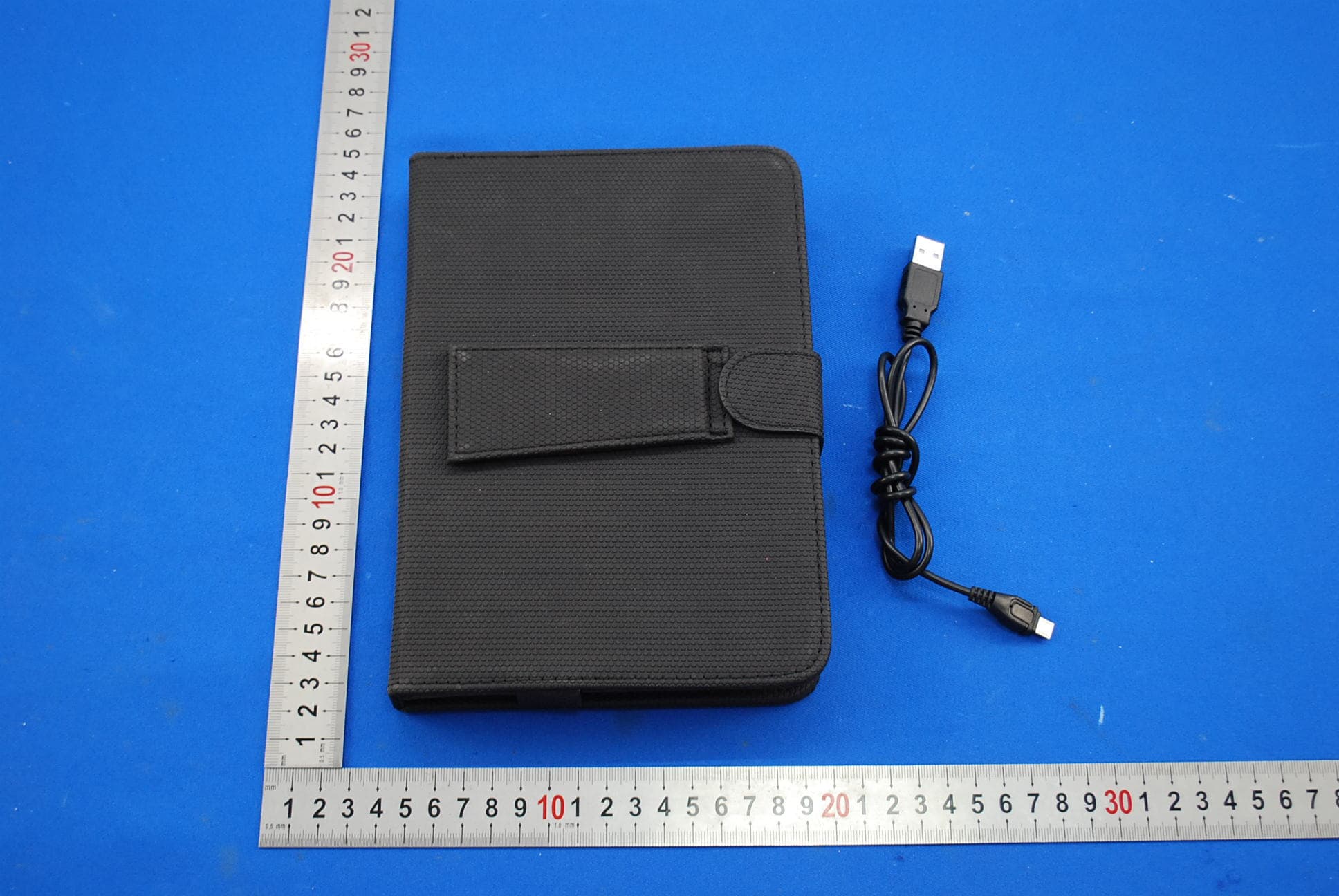 BLUETOOTH KEYBOARD - FCC ID XJ4KB6219 - HUIZHOU CHINFAI ELECTRONIC CO., LTD (4)