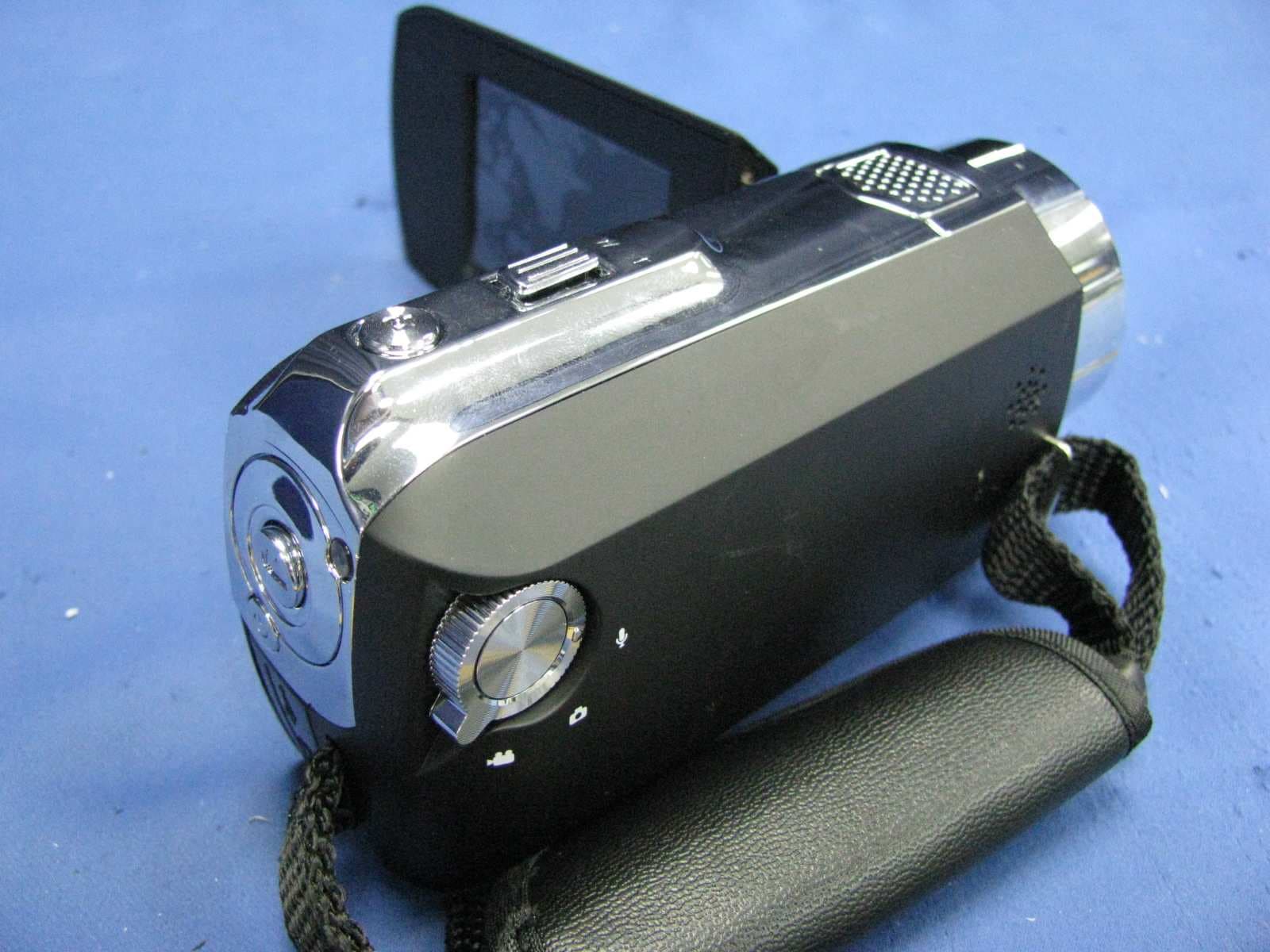 Digital Video Camera - FCC ID XJN-DV502 - SHUOYING INDUSTRIAL (SHENZHEN) CO., LTD. (4)