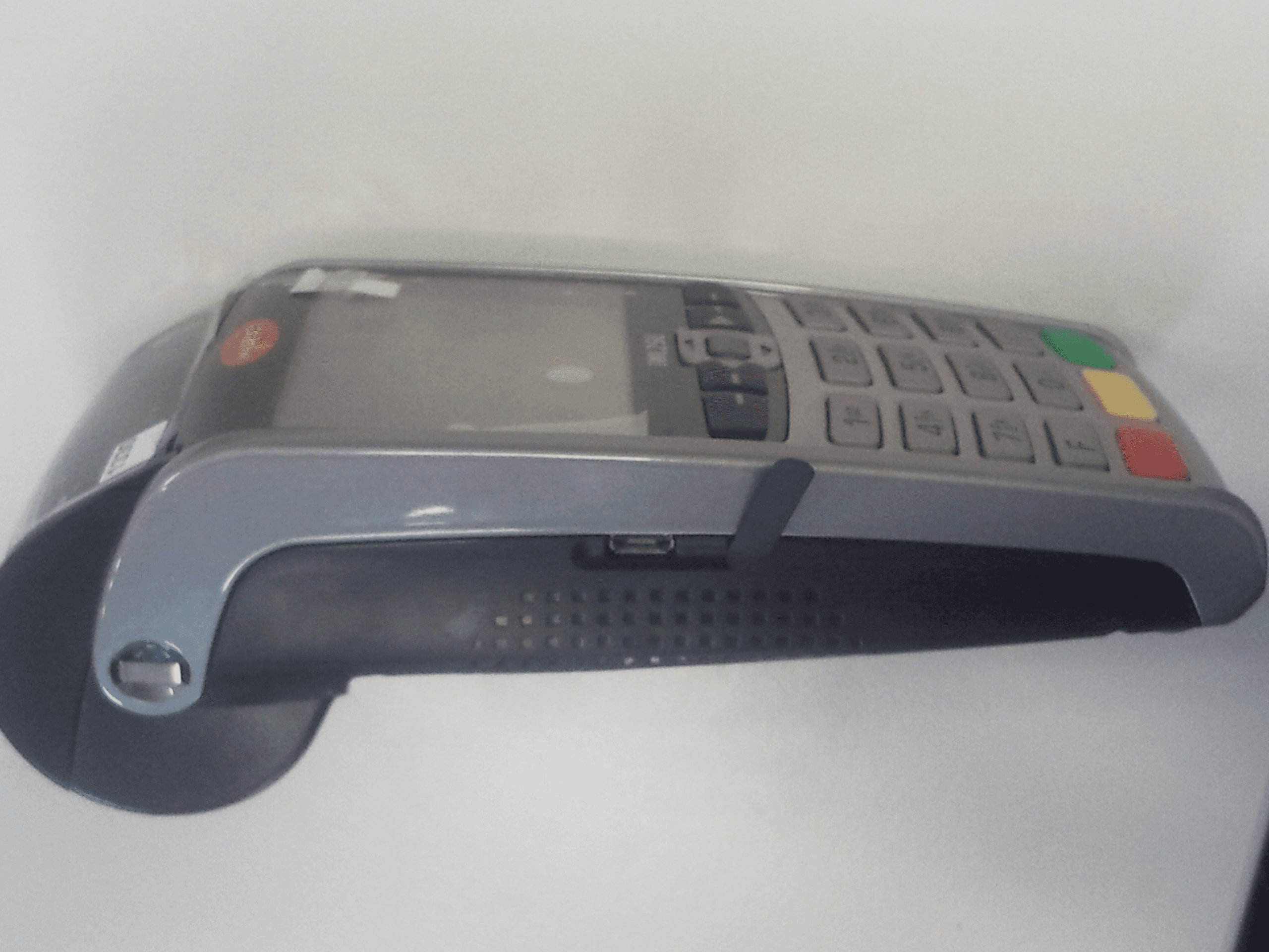 Wireless Payment Terminal - FCC ID XKB-IWLTBB - INGENICO