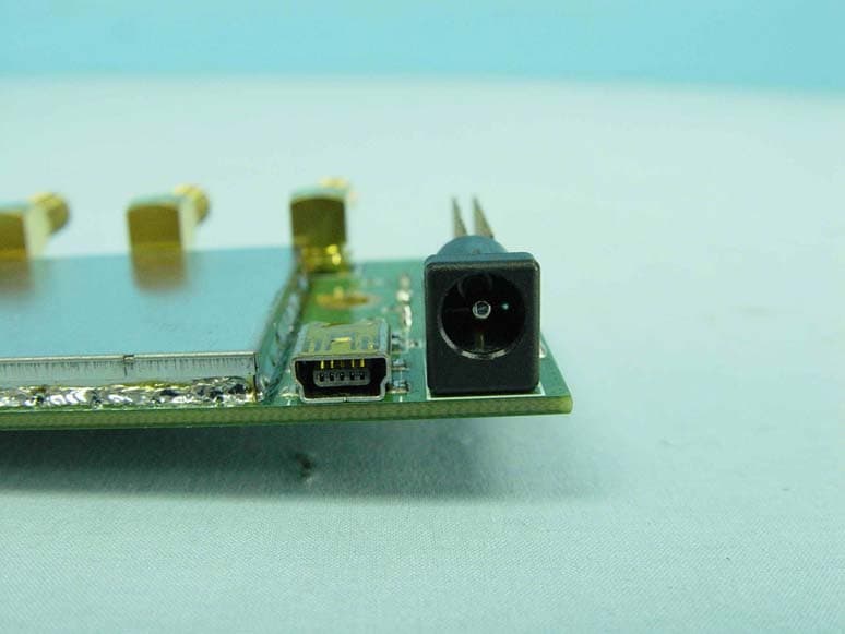 8-port RFID Smart Reader (902-928MHz) - FCC ID XLG-FS-GF801 - FAVITE Inc. (4)