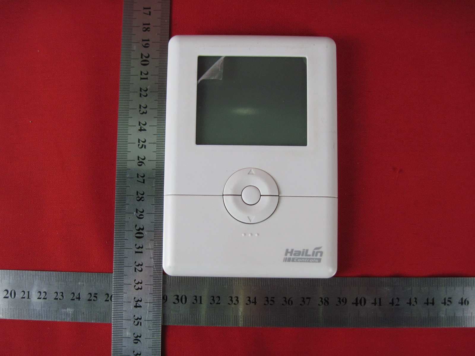 Wireless Thermostat - FCC ID XLXA3900 - Beijing HaiLin Auto Controls Equipment Co., Ltd.