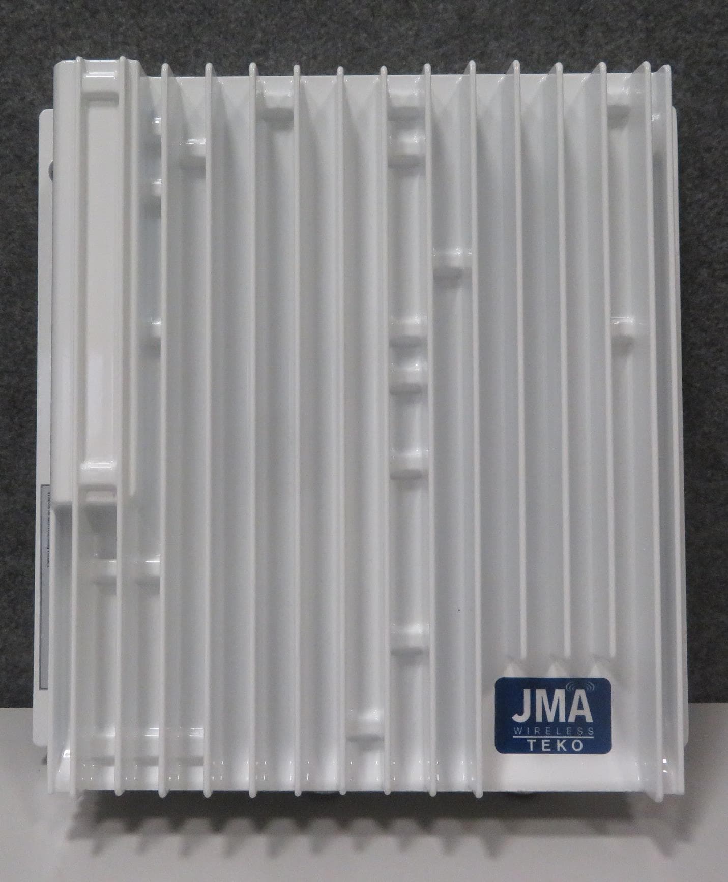 Remote Unit -Medium Power- 3450-3550 MHz - FCC ID XM2-MP35B35B - Teko Telecom Srl