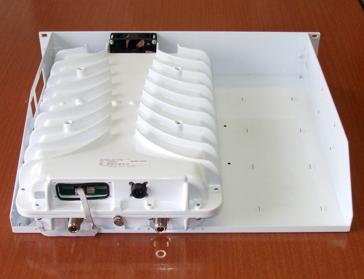 FIXED DIGITAL TRANSCEIVER - FCC ID XMK-MMXRUPRX003 - MiMOMax Wireless Limited (2)