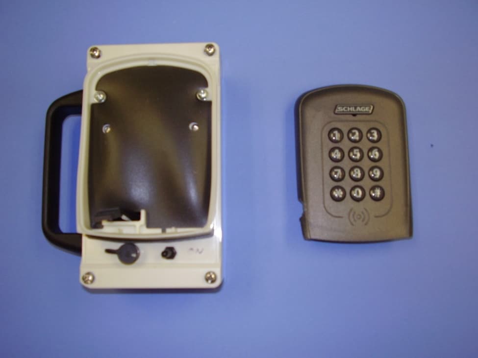 Proximity/Smartcard Reader - FCC ID XPB-ADPROX - Schlage Lock Company (4)