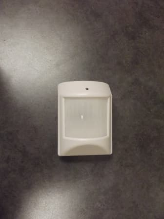 Z-WAVE WIRELESS MOTION DETECTOR - FCC ID XQC-PIRZ1 - Ecolink Intelligent Technology, Inc.