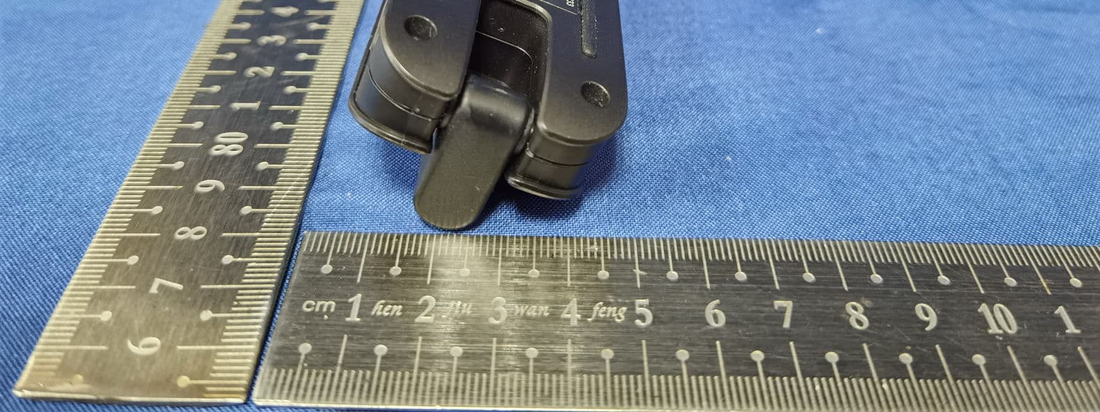 Guitar Headphone Amplifier - FCC ID XQW-MUMPR5833 - Fender Musical Instruments (4)