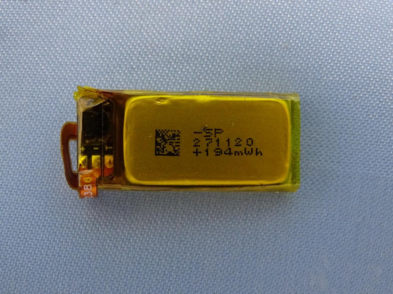 Wireless Activity Tracker - FCC ID XRAFB422 - Google LLC (3)
