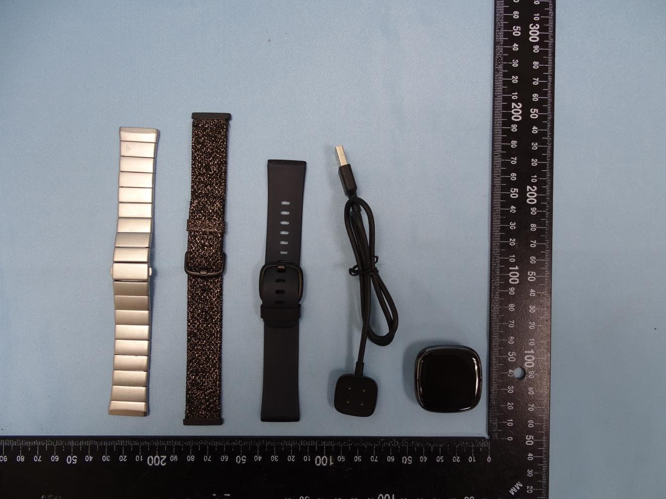 Smartwatch - FCC ID XRAFB511 - Google LLC (4)