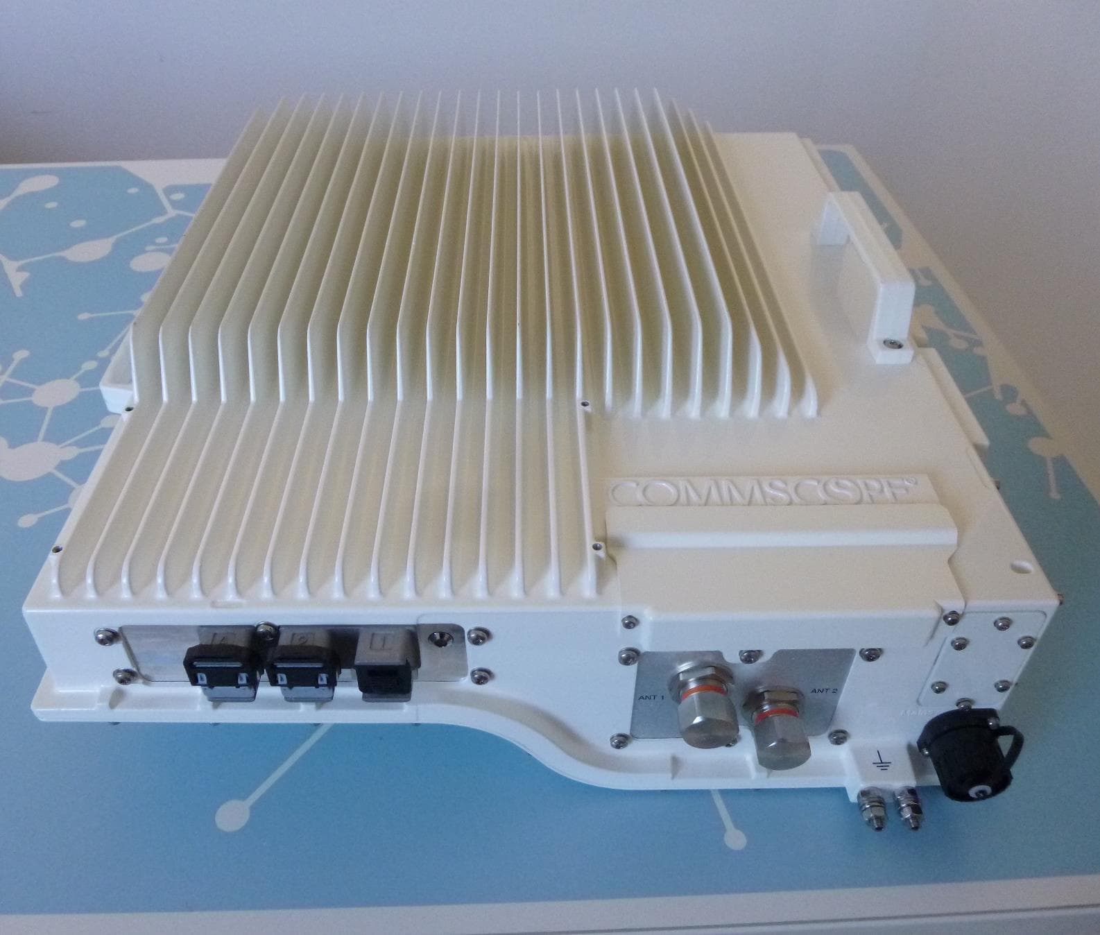 Carrier Access Point - FCC ID XS5-CAPM667E7E - Andrew Wireless System (2)