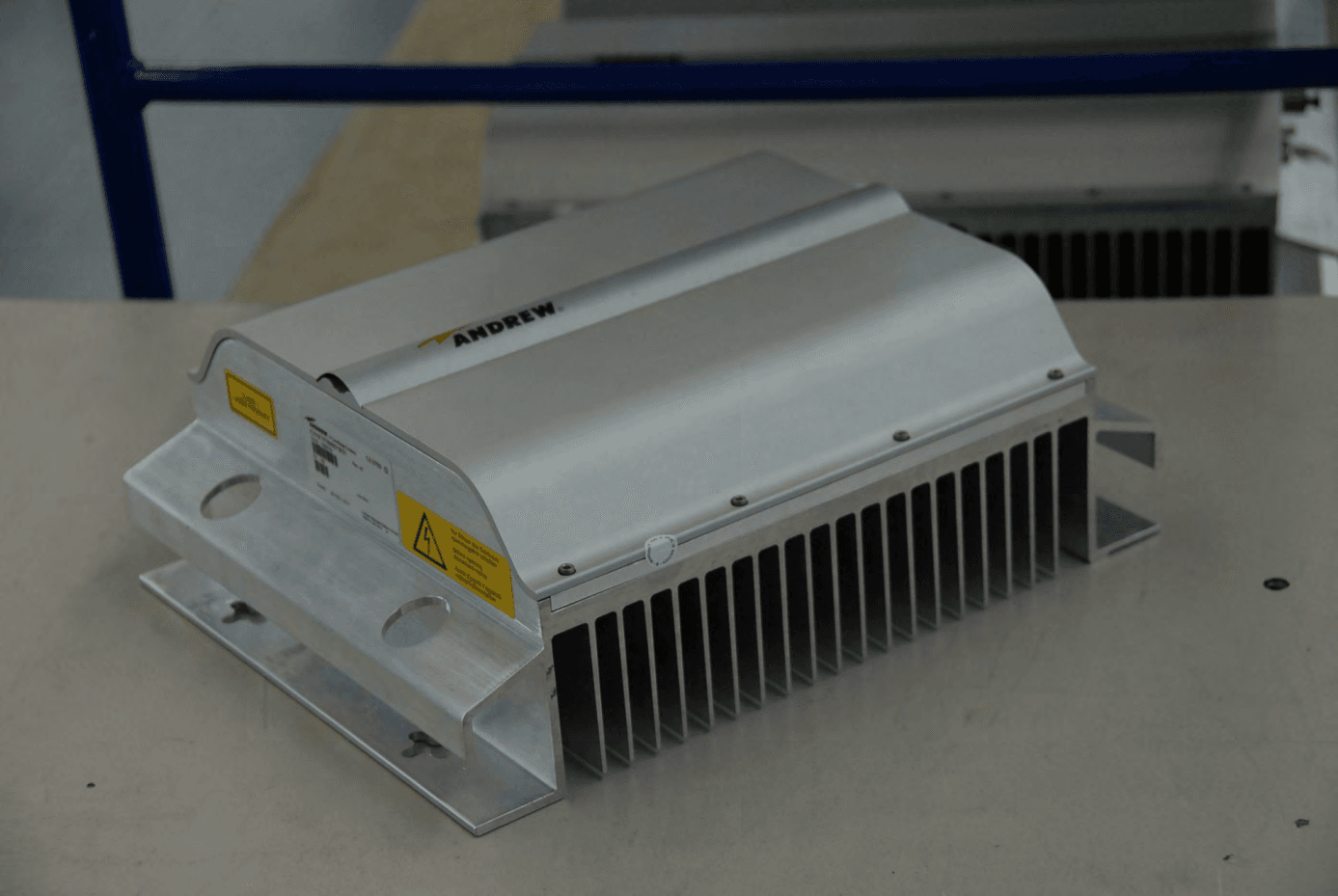 Optical ION B remote unit for cellular networks - FCC ID XS5-TFAM851821 - Andrew Wireless System (4)