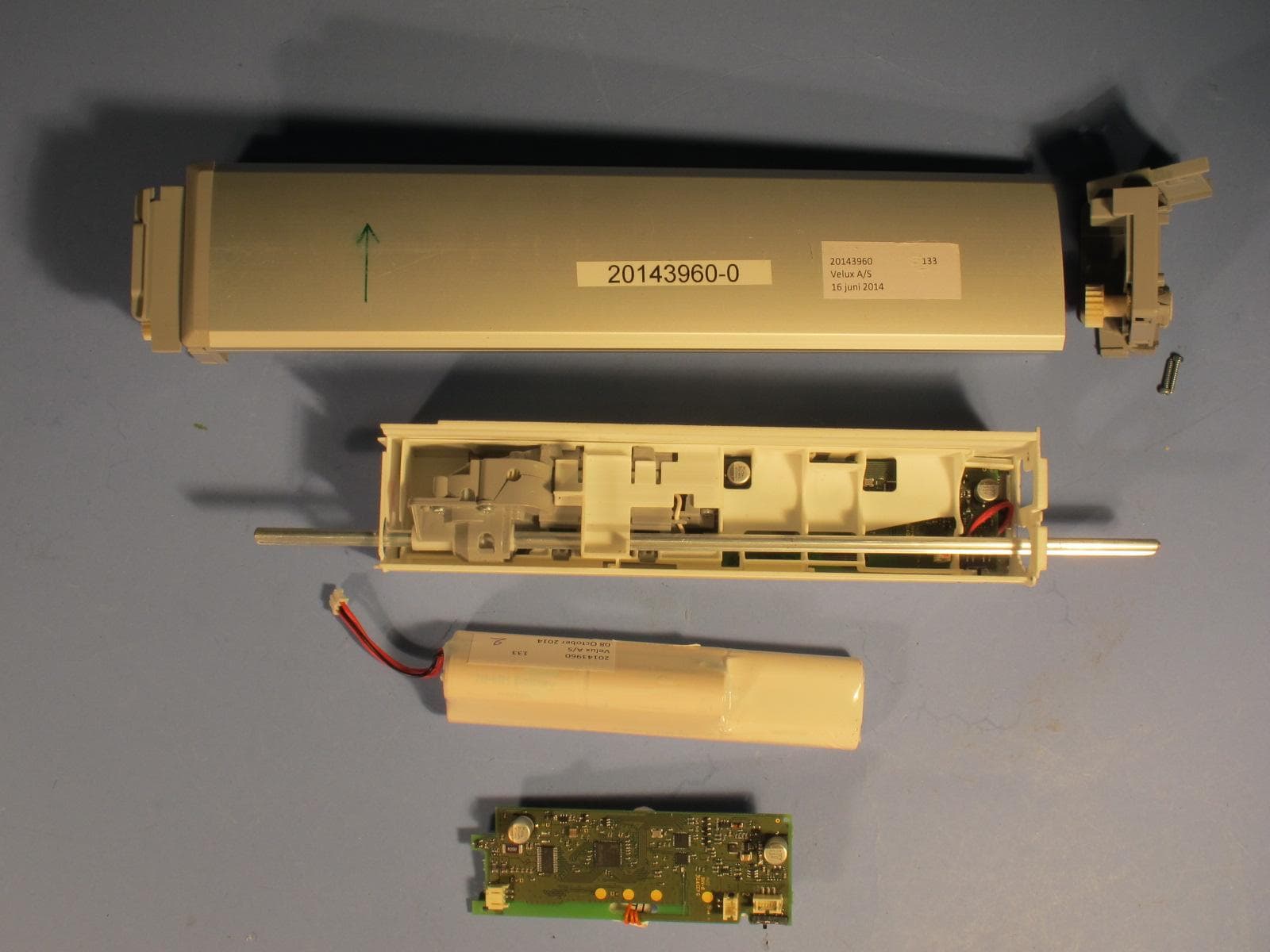 Battery operated Blind - FCC ID XSG865480 - VELUX America Inc. (3)