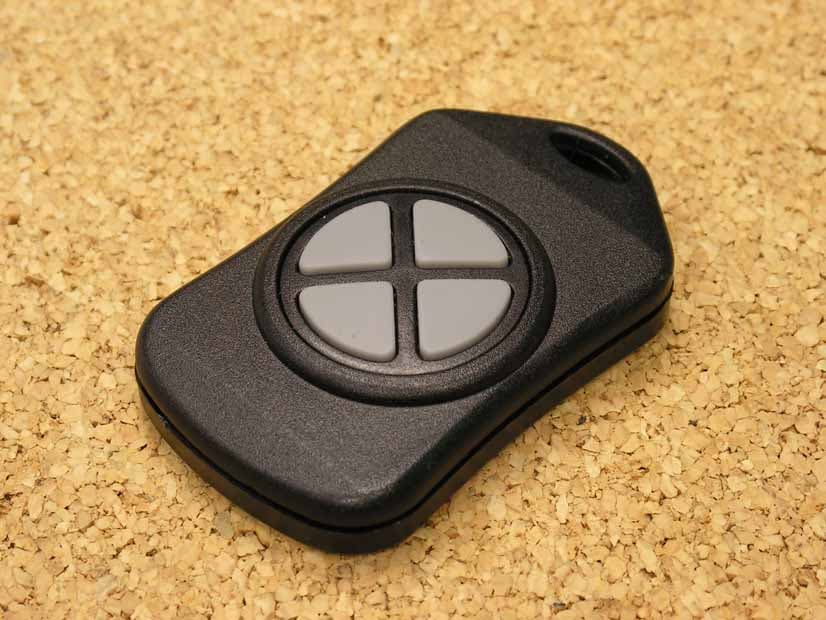 Remote Control Device - FCC ID XSZ-BCSLLC-387621 - Bolton Conductive Systems (2)