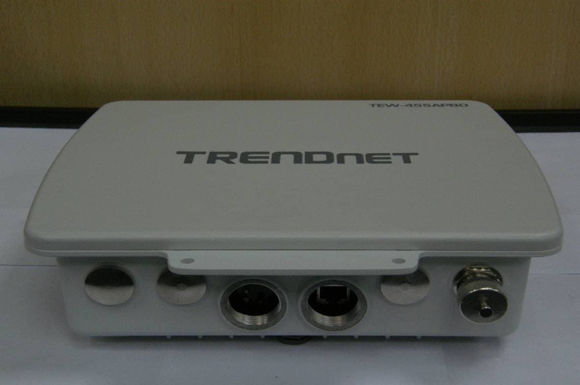 14dBi HIGH POWER WIRELESS OUTDOOR POE ACCESS POINT - FCC ID XU8TEW455APBOV2 - TRENDNET, Inc. (5)