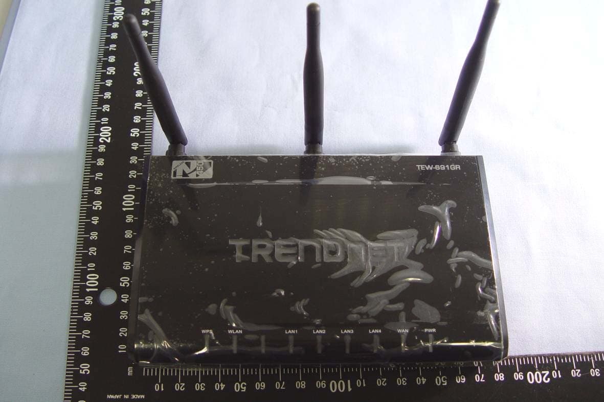 450Mbps Wireless N Gigabit Router - FCC ID XU8TEW691GR - TRENDNET, Inc. (4)