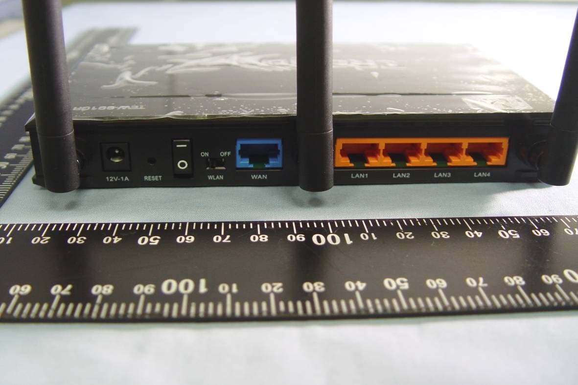 450Mbps Wireless N Gigabit Router - FCC ID XU8TEW691GR - TRENDNET, Inc. (5)