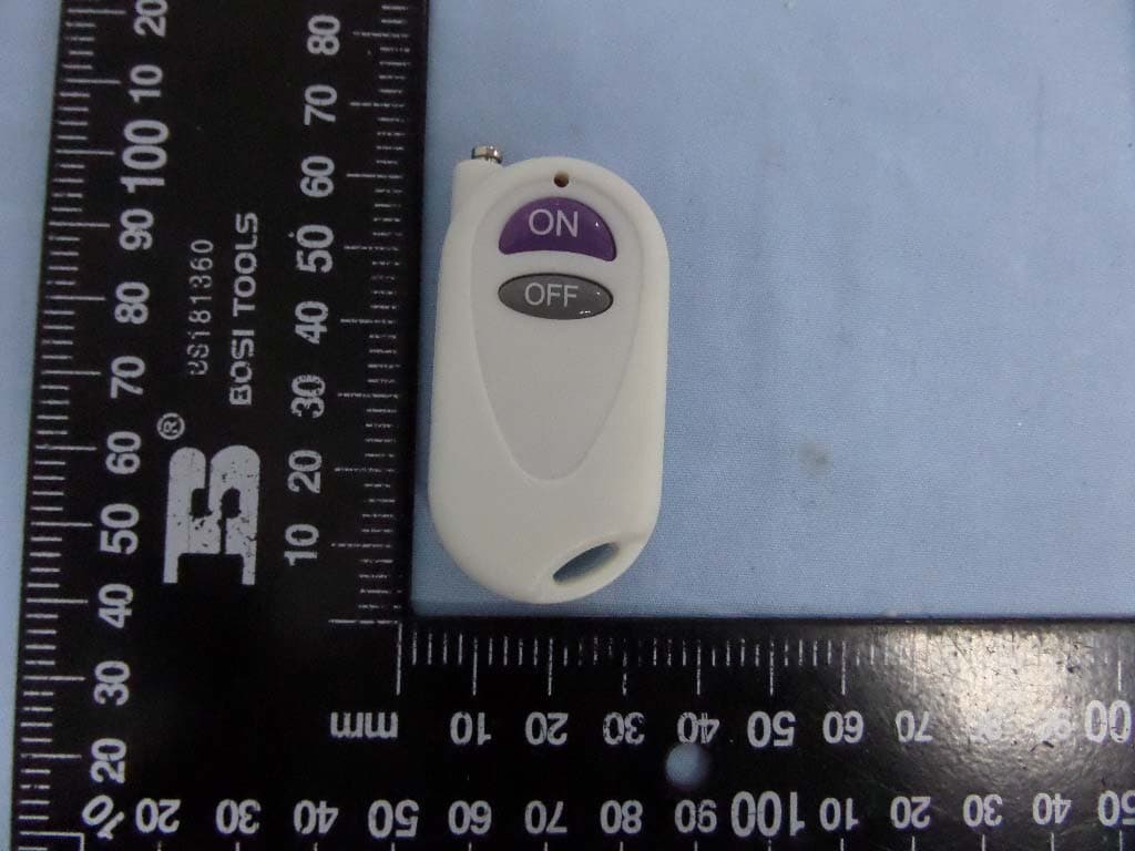 Remote controller - FCC ID XUIRL712S - KONGTOP Industrial (Shenzhen) Co., Ltd. (2)