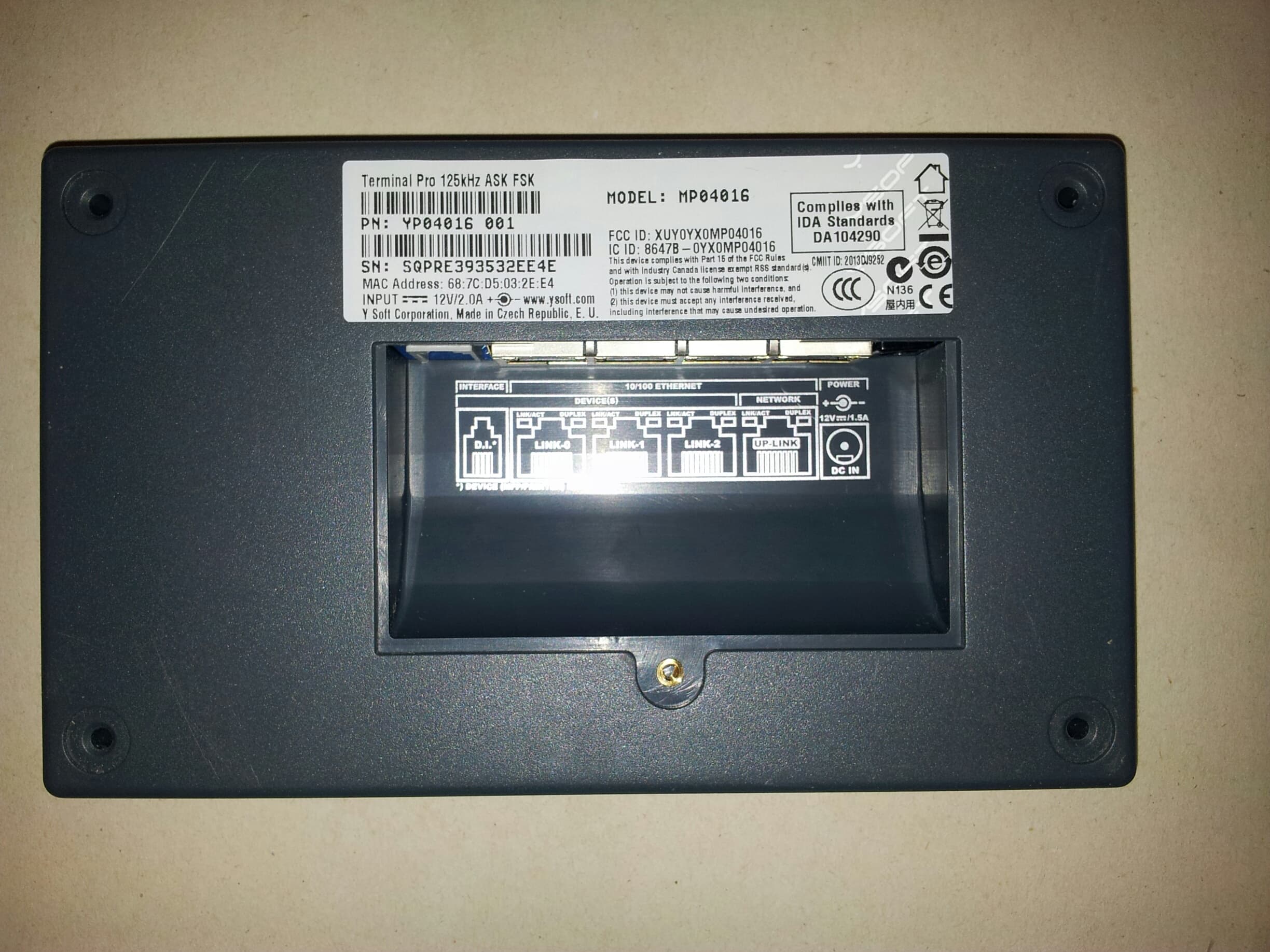 Terminal Pro 125kHz ASK FSK - FCC ID XUY0YX0MP04016 - Y Soft Corporation, a.s.