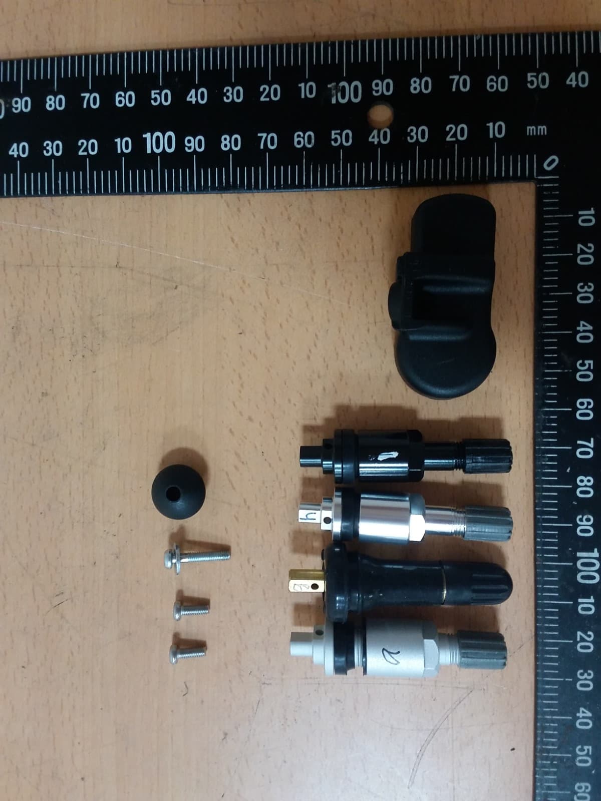 TPMS - FCC ID XVBU1FC1 - Standard Motor Products, Inc.