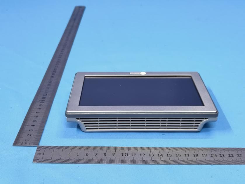 COLOR WIFI Z-WAVE THERMOSTAT - FCC ID XVRZON1054 - Trane US, Inc. (3)