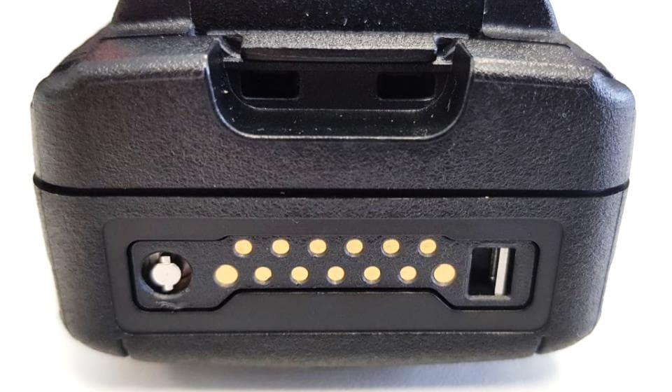 TETRA Portable Terminal with Bluetooth and WLAN - FCC ID XX6SC2028W - Sepura Limited (2)