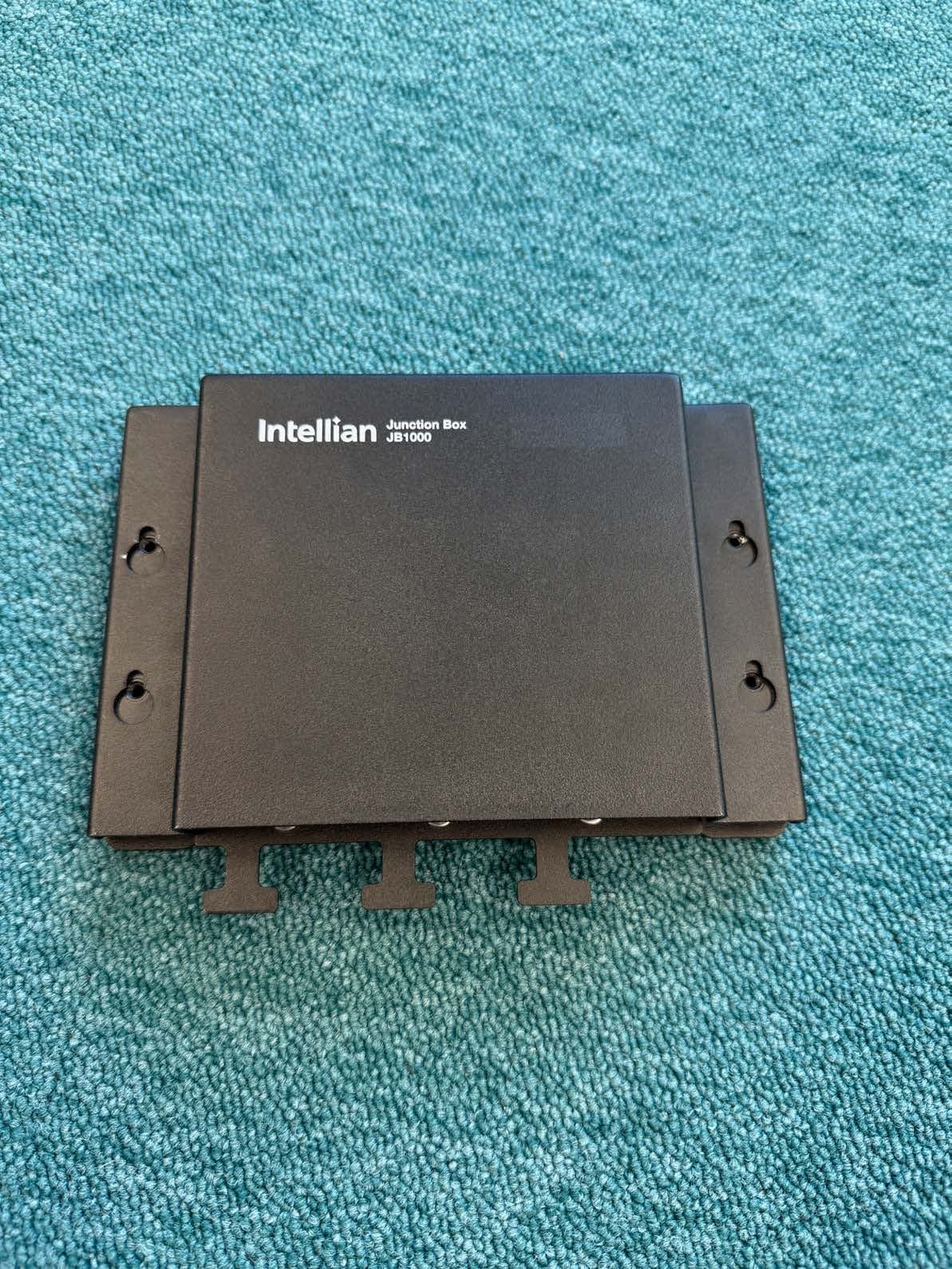 Iridium Certus satellite GMDSS terminal with WLAN - FCC ID XXZ-INTC200GS - Intellian Technologies, Inc. (4)
