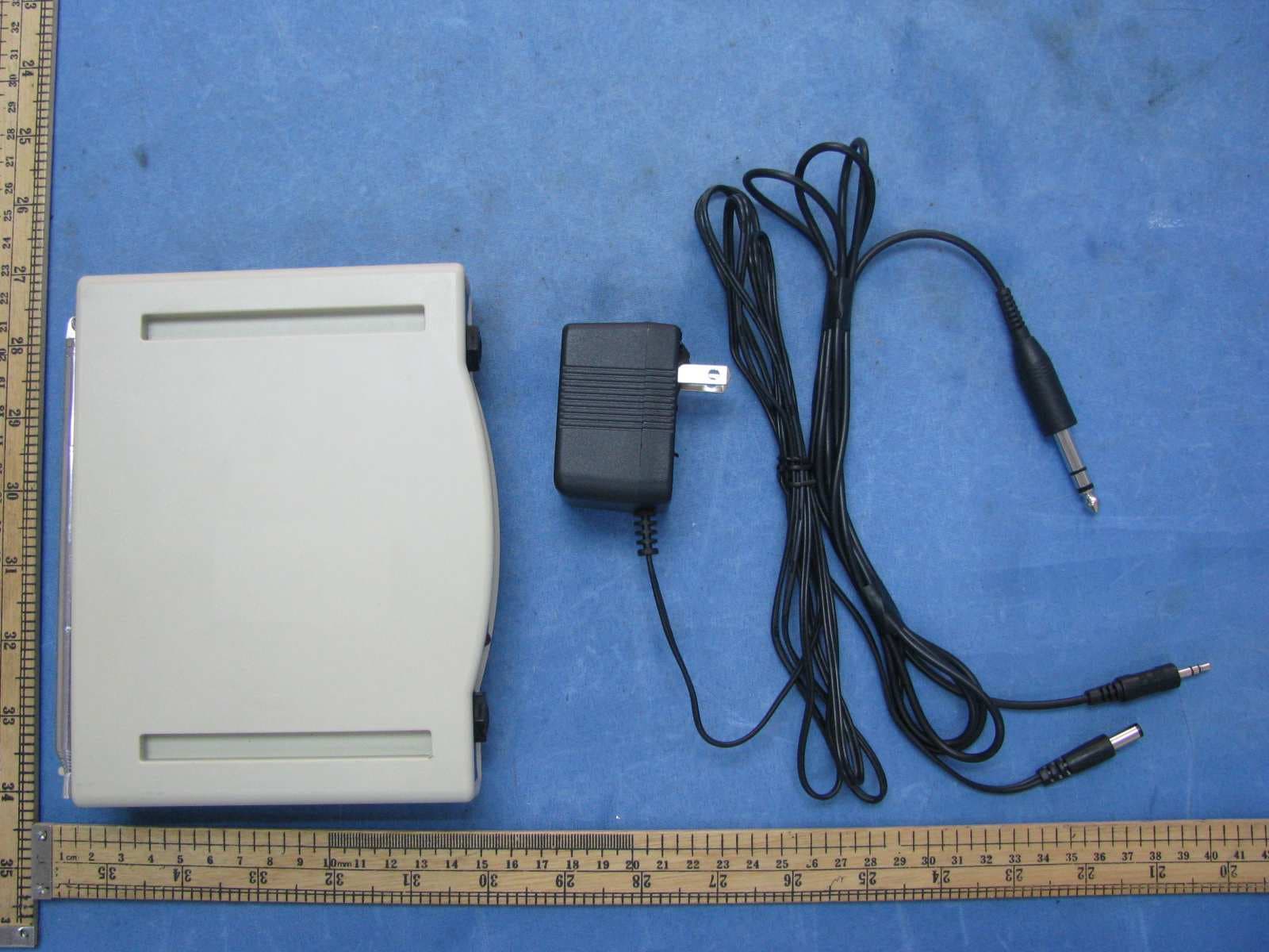FM Transmitter - FCC ID XY6CLS7XXT - Morning Sound Industries Co., Ltd. (2)