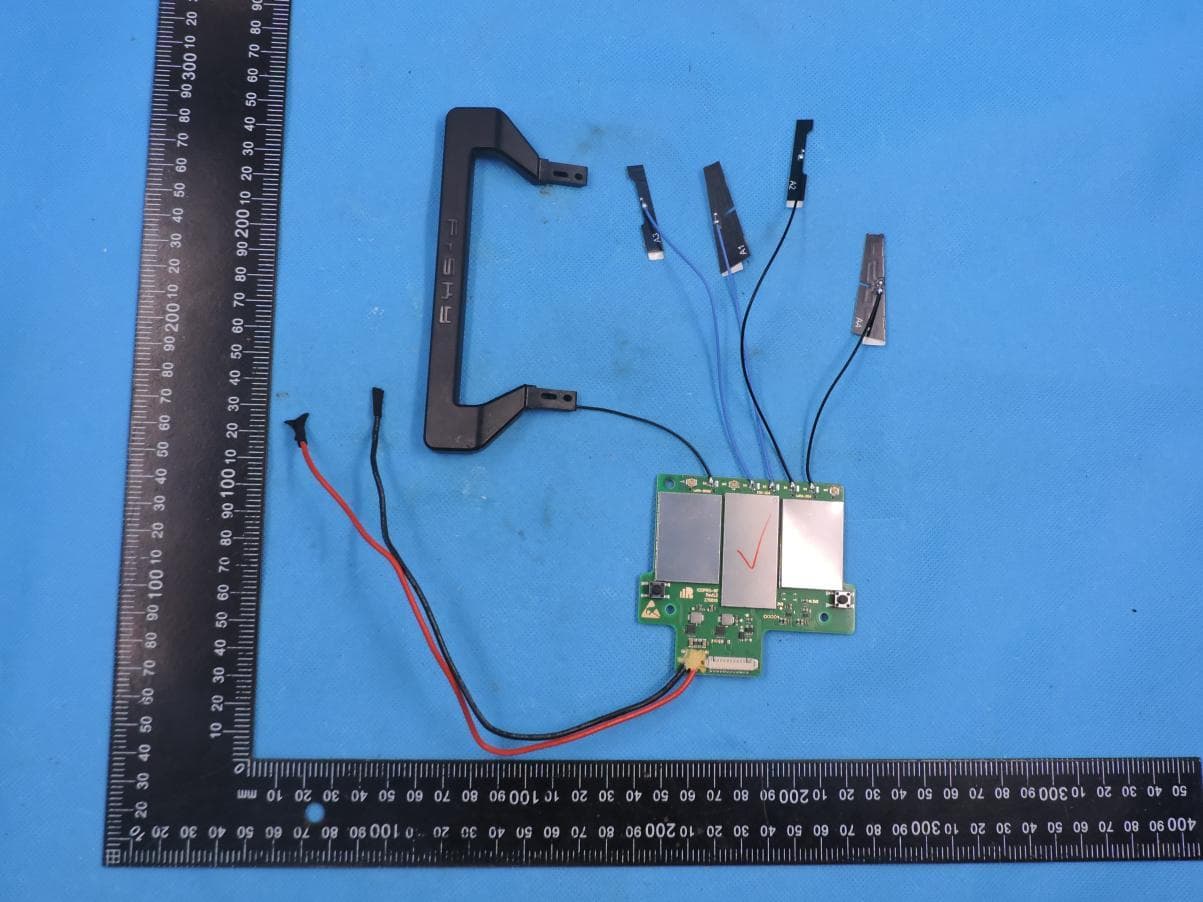 Wireless digital signal module - FCC ID XYFTDPROMDL - FrSky Electronic  Co., Ltd. (3)