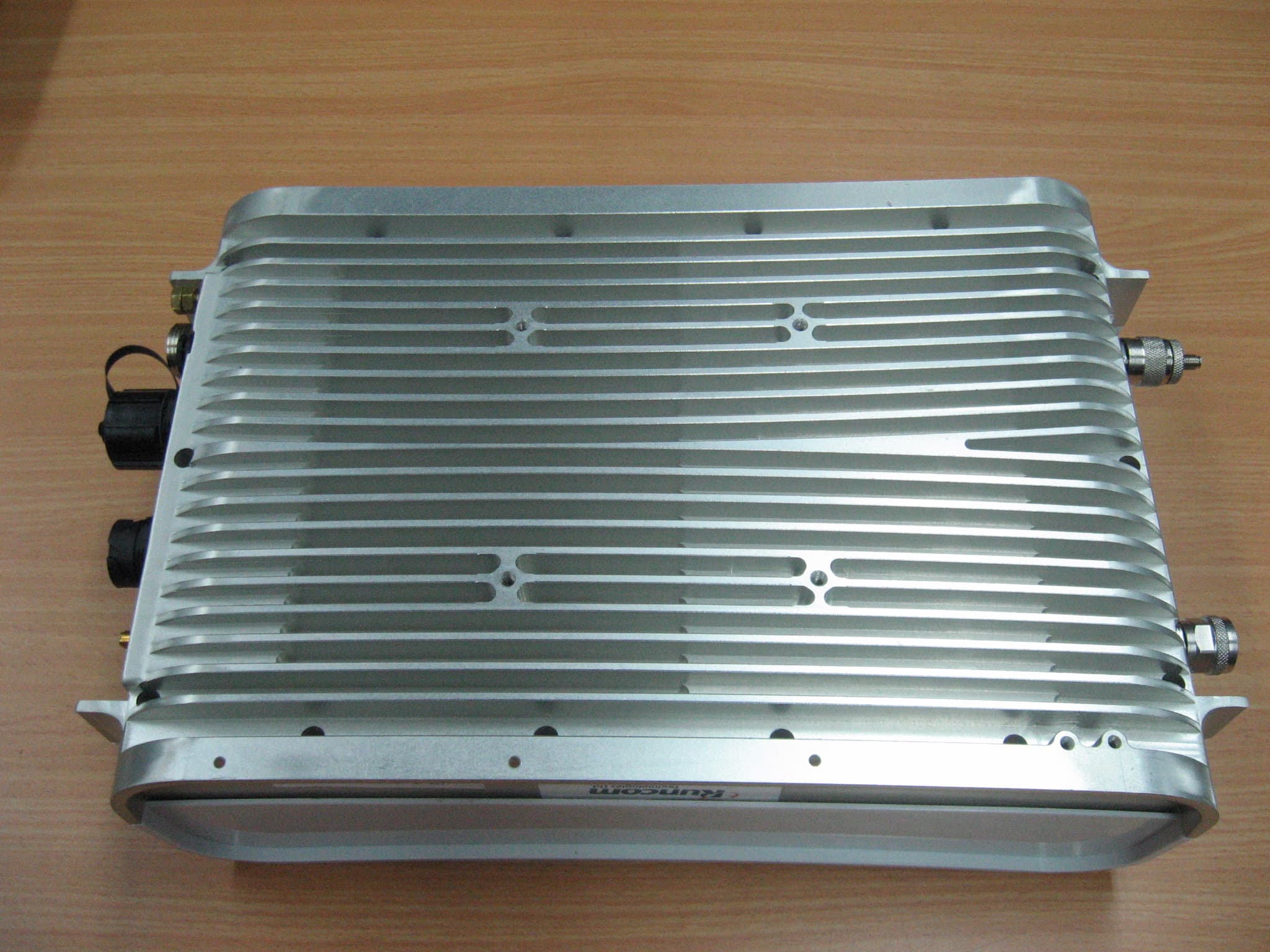OUTDOOR PICO BASE STATION 2.5 GHz - FCC ID XYMPICO251WDC - Runcom Communications Ltd.