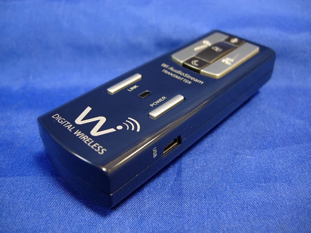 PROFESSIONAL STEREO DIGITAL WIRELESS AUDIO DONGLES (TRANSMITTER) - FCC ID XZ3-KEN4-T - Jangus Music Inc. (4)