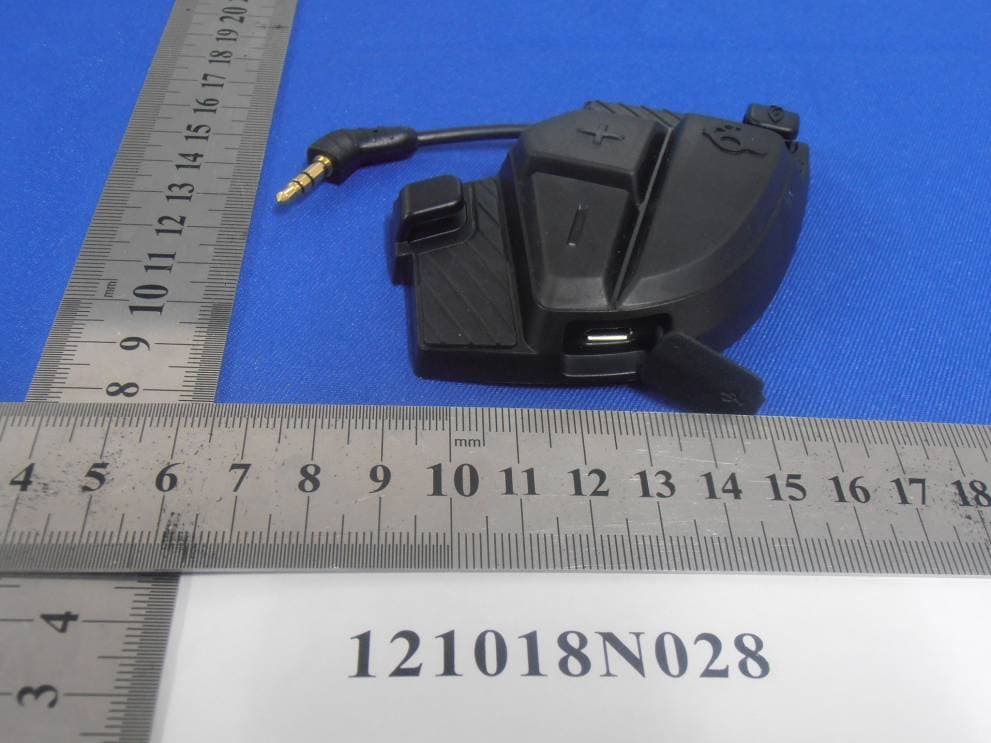 Bluetooth Adapter - FCC ID Y22-SK20120003 - Skullcandy Inc. (3)