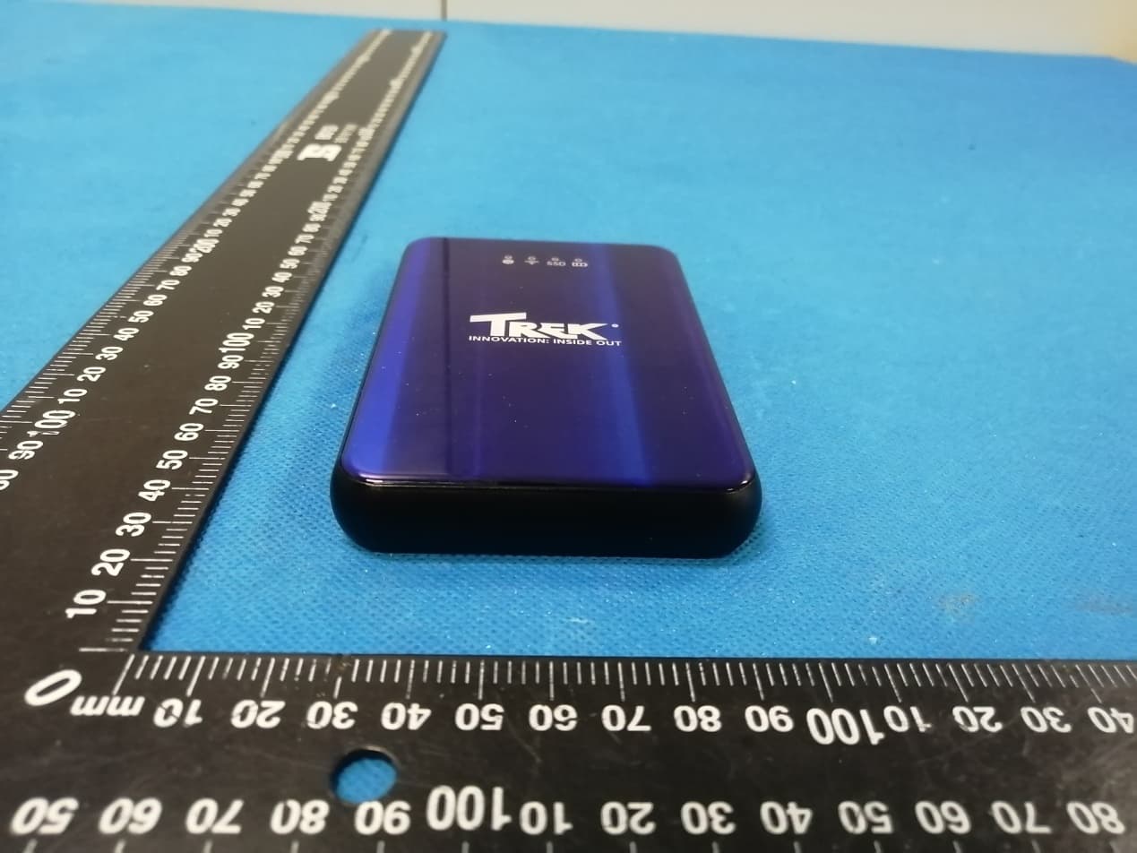 Trek Portable Wireless iSSD - FCC ID Y2R-ISSD - Trek Technology (S) Pte Ltd (5)