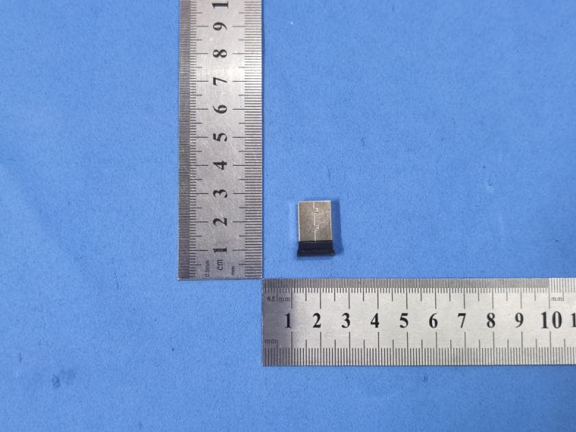 Penguin wireless receiver - FCC ID Y35-16306DX - Posturite LTD