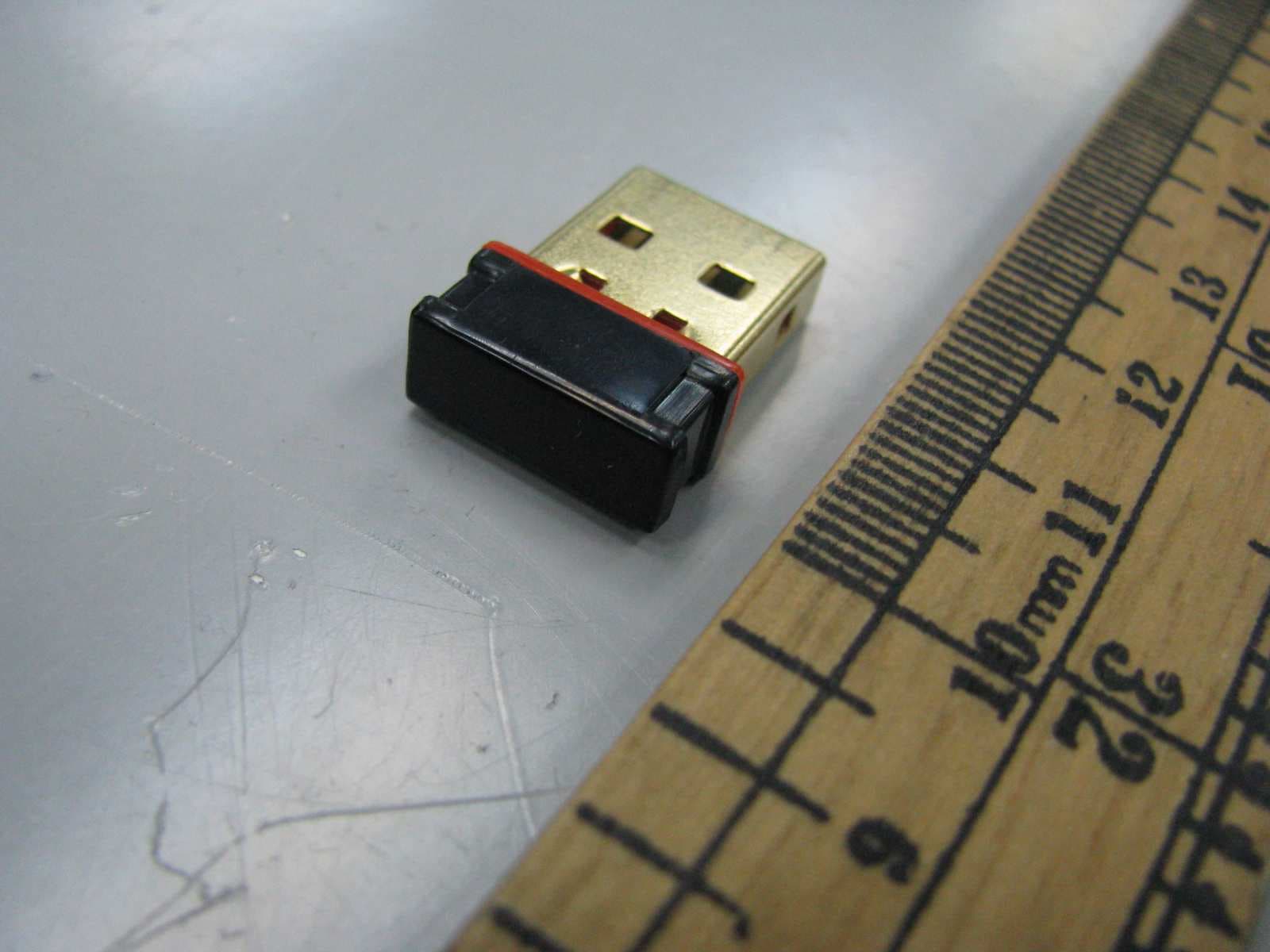 Wireless Mouse V1 - FCC ID Y35-9820102D - Posturite LTD (4)