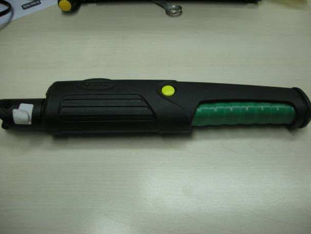 Wireless Hand Held Transmitter - FCC ID Y3M1050203 - Interpet Limited