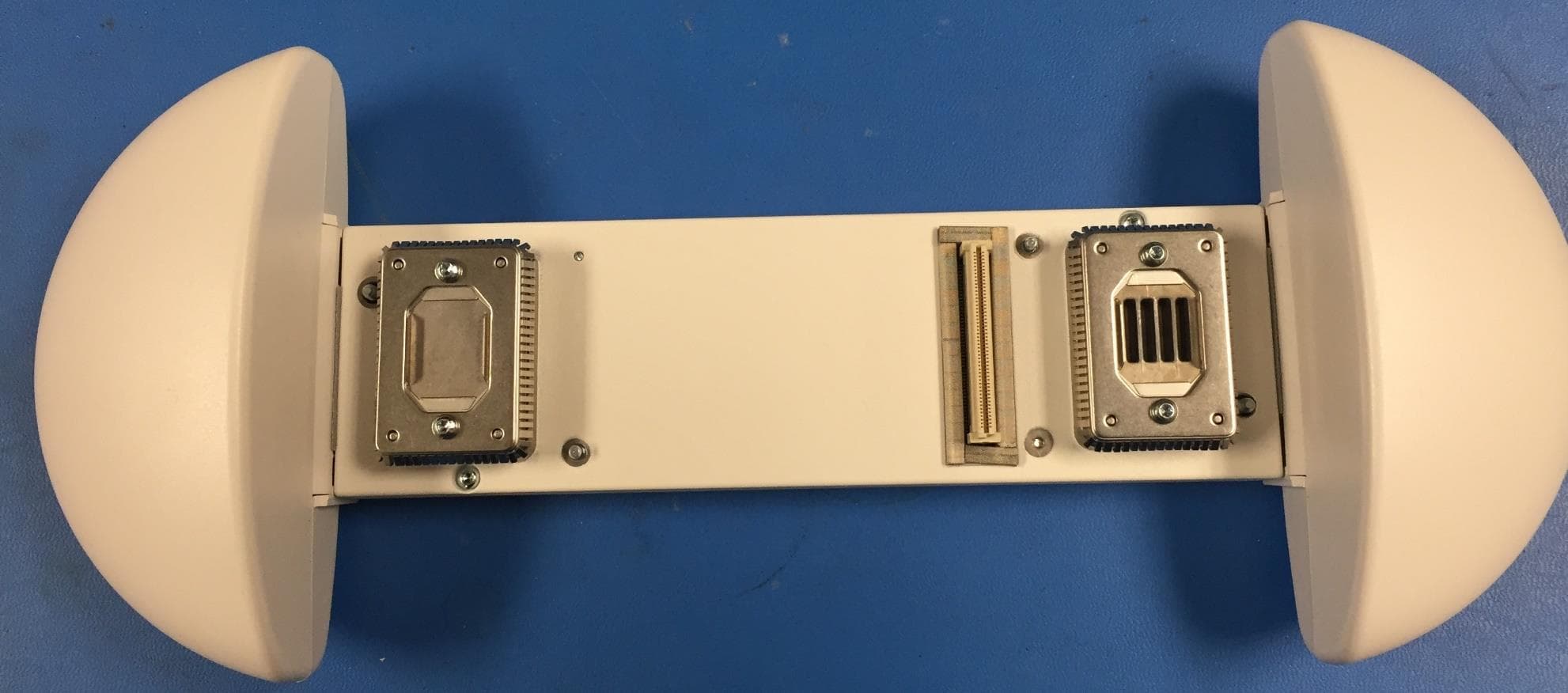 Universal Small Cell 8818 LTE/LTE Module - FCC ID Y478818C24 - SpiderCloud Wireless
