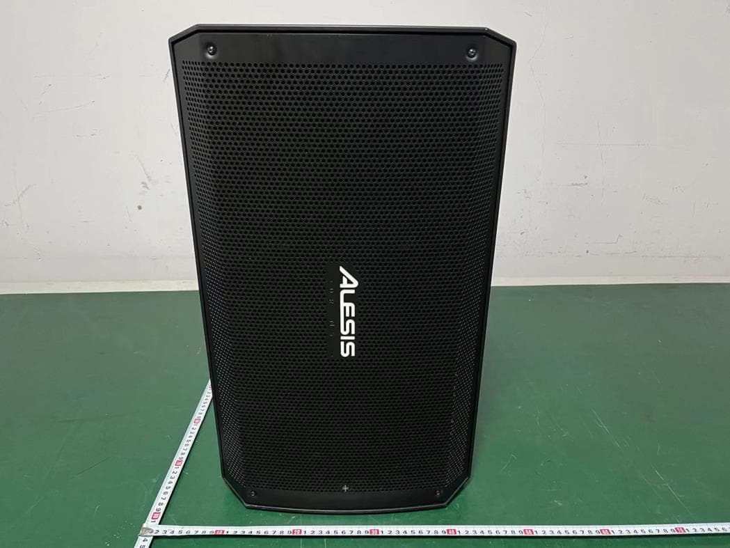 AMPLIFIER W/ BLUETOOTH - FCC ID Y4O-HC01B - INMUSIC BRANDS INC