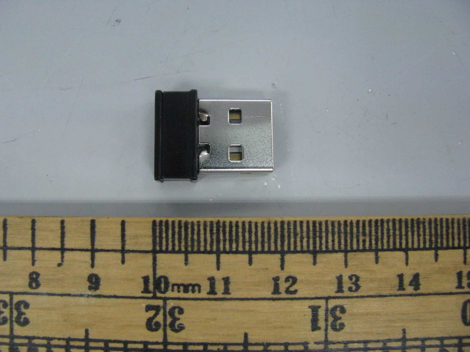 2.4Ghz wireless optical mouse - FCC ID Y4PBONDID8 - Shenzhen Bondidea Technology Co., LTD