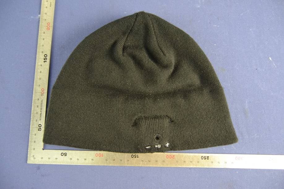 Hands-Free Bluetooth Hat - FCC ID Y56QSLMA0129 - SHENZHEN QI SHENGLONG INDUSTRIALIST CO.,LTD. (4)