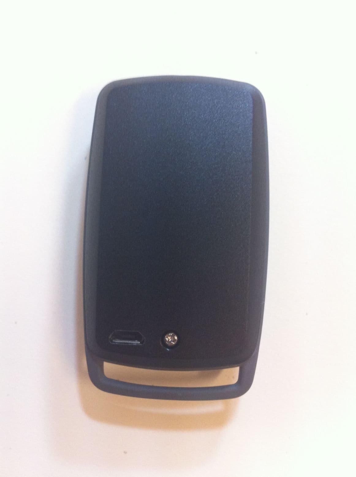 SMALL RFID UHF READER/WRITER, BATTERY POWERED, WITH USB AND BLUETOOTH INTERFACE - FCC ID Y6D0793573982315U - TERTIUM Technology S.r.l.