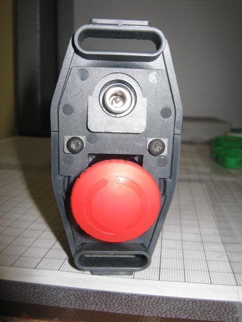 ZART REMOTE use a Bluetooth module - FCC ID Y7HZART - Schneider Electric Industries France L'Isle d'Espagnac