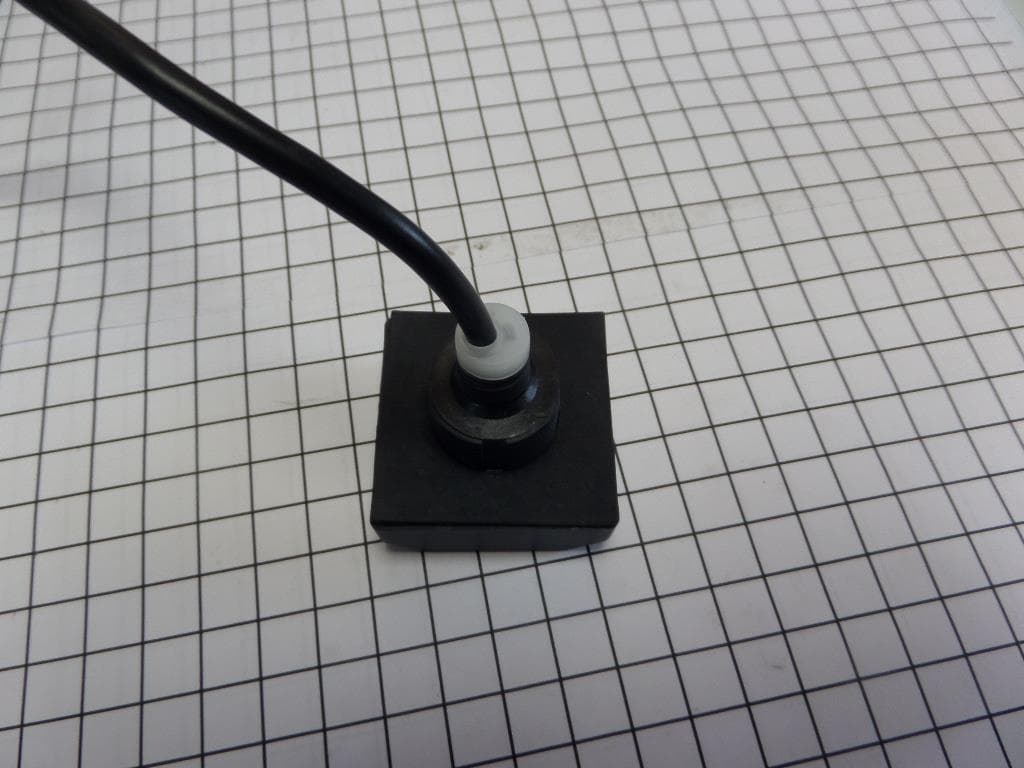 Ositrack RFID compact stations (ref ZB5SKR0...) is a range of short range devices with integrated antenna, operating with a carrier frequency of 13.56 MHz and designed for mounting through a 022 hole. - FCC ID Y7HZB5SK - Schneider Electric Industries France L'Isle d'Espagnac (5)