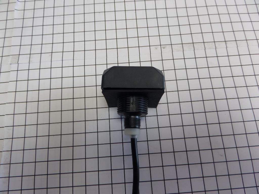 Ositrack RFID compact stations (ref ZB5SKR0...) is a range of short range devices with integrated antenna, operating with a carrier frequency of 13.56 MHz and designed for mounting through a 022 hole. - FCC ID Y7HZB5SK - Schneider Electric Industries France L'Isle d'Espagnac (4)