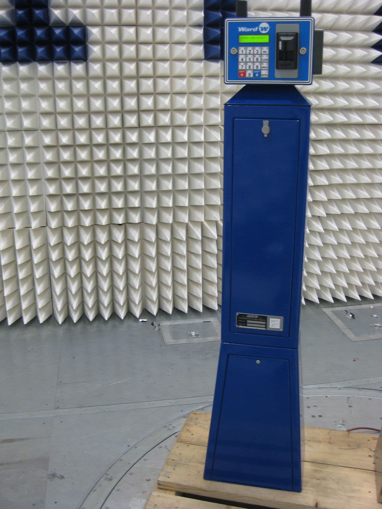 RF fuel control terminal - FCC ID Y85FCT-900M - E.J. Ward, Inc.