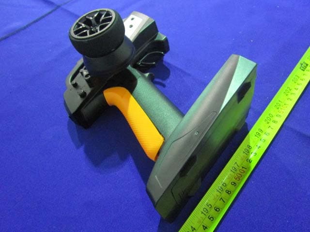 3CH 2.4GHz FHSS RADIO SYSTEM - FCC ID Y9XHPIRACING00102 - Hobby Products International Inc.