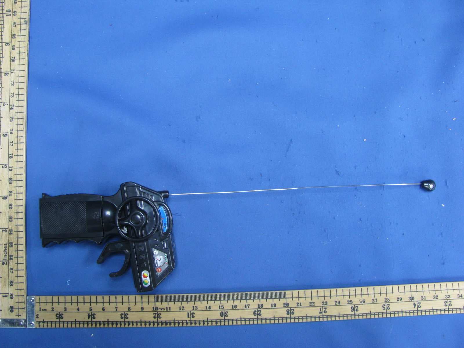 RC CAR SERIES - FCC ID YB7RCVTC27MHZJX13 - Junxing Toys Industrial Company Ltd. (3)