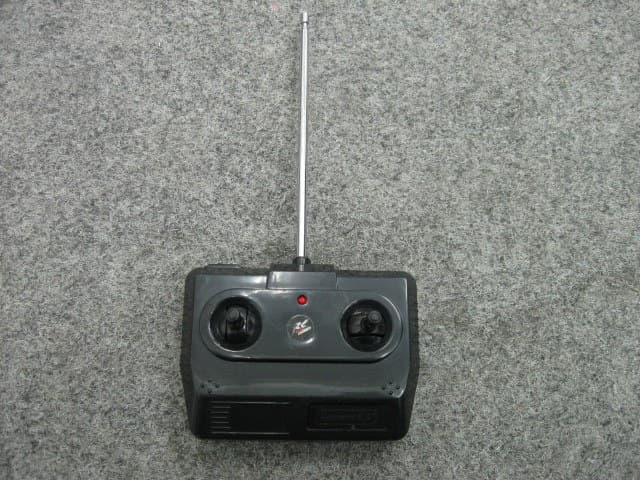 Remote Controller for Toy - FCC ID YB91-20R27MHZ - Mac Due International Ltd.