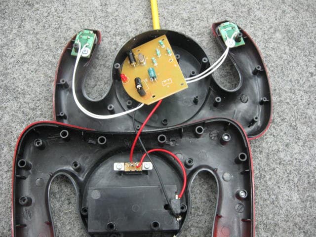 Remote Controller for Toy - FCC ID YB91-8M49MHZ - Mac Due International Ltd.