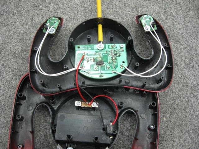Remote Controller for Toy - FCC ID YB91-8M49MHZ - Mac Due International Ltd. (2)