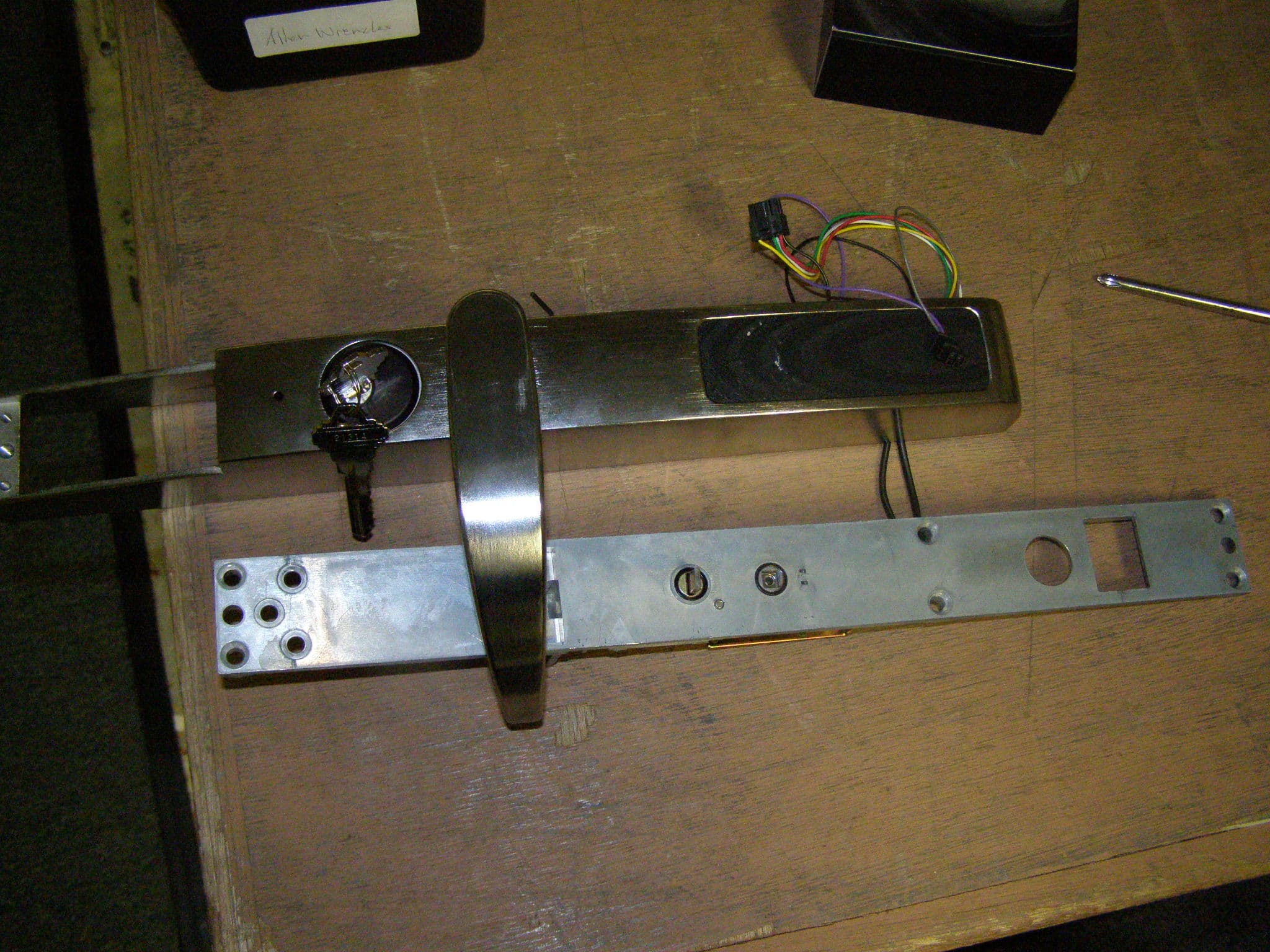 eForce Prox Keyless Entry System - FCC ID YBE3090P - Adams Rite Manufacturing Co.